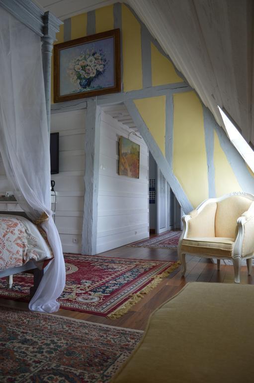 La Grange Des Marettes Bed and Breakfast Cléres Exteriör bild