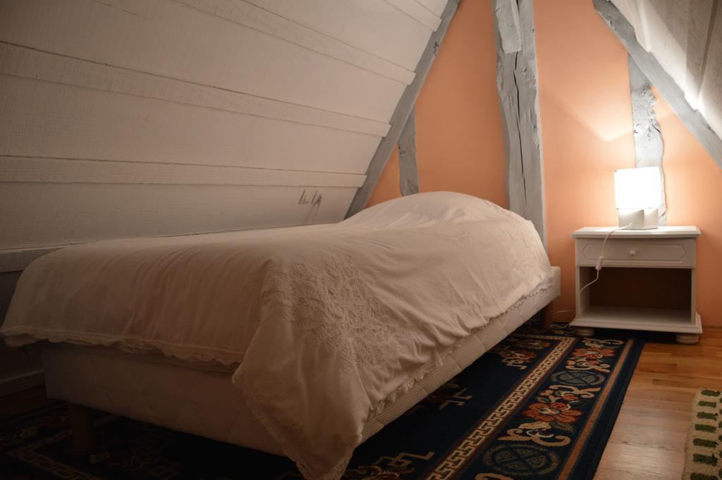 La Grange Des Marettes Bed and Breakfast Cléres Exteriör bild
